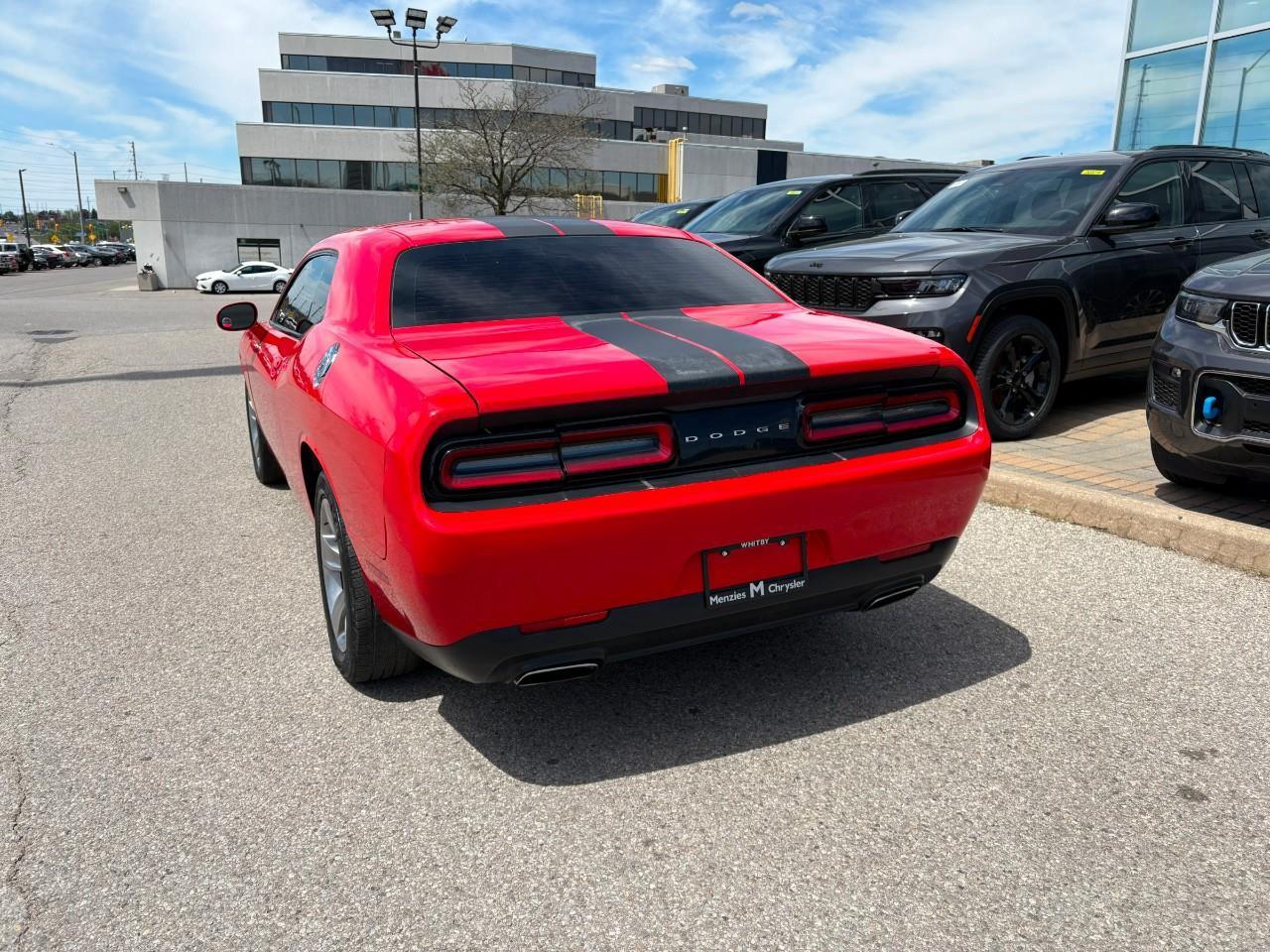 2016 Dodge Challenger SXT 2dr Coupe Photo