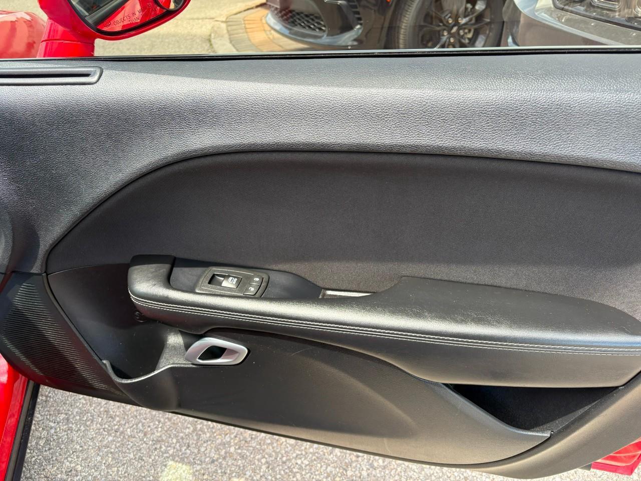 2016 Dodge Challenger SXT 2dr Coupe Photo