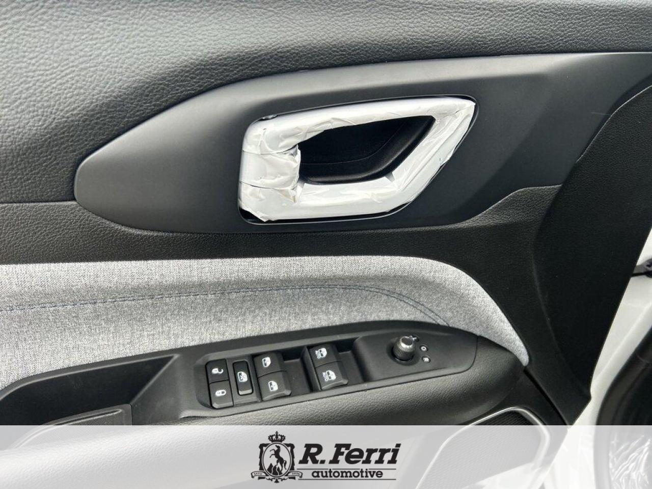 2025 Jeep Compass Sport 4dr 4x4 Photo