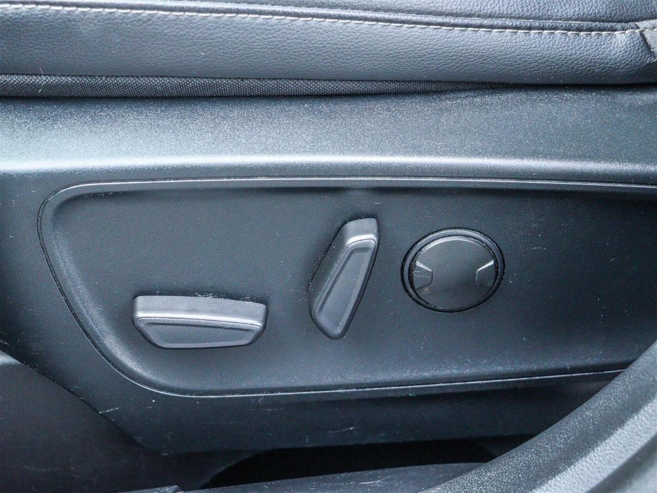 2020 Ford Escape SEL 4dr All-Wheel Drive Photo