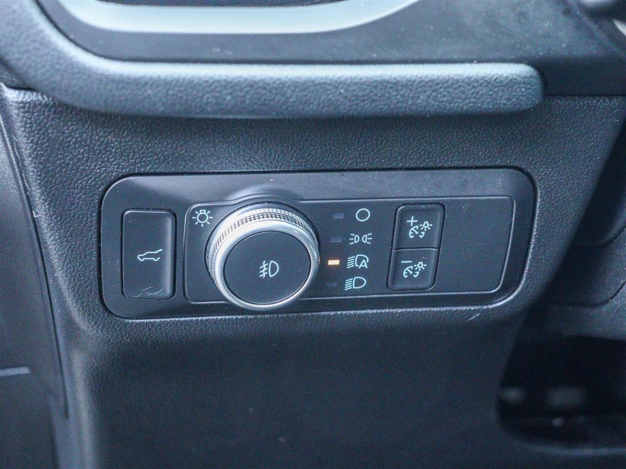 2020 Ford Escape SEL 4dr All-Wheel Drive Photo