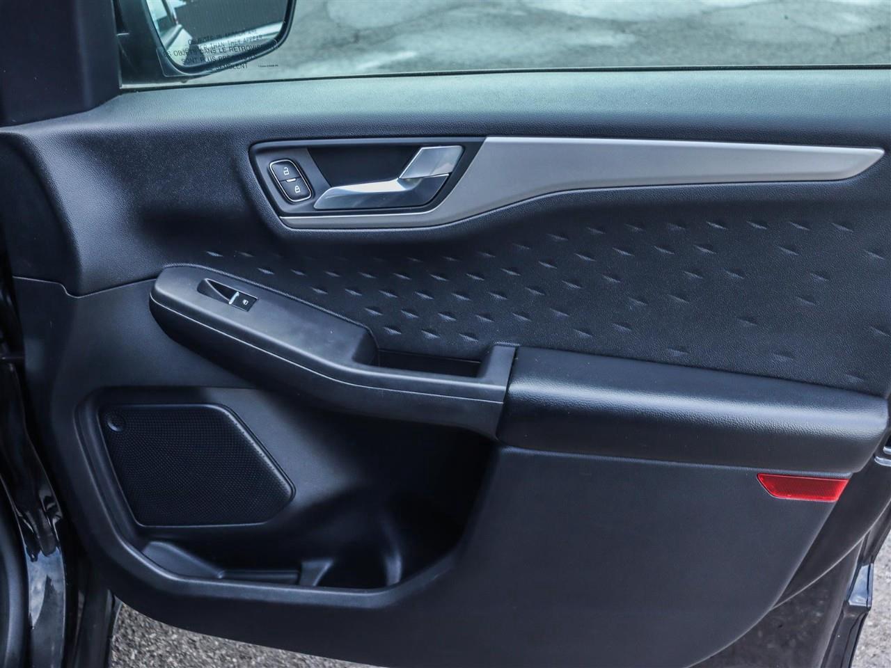 2020 Ford Escape SEL 4dr All-Wheel Drive Photo