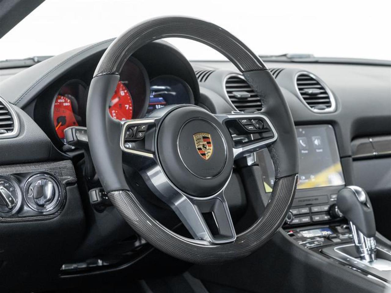 2025 Porsche 718 Cayman  Photo