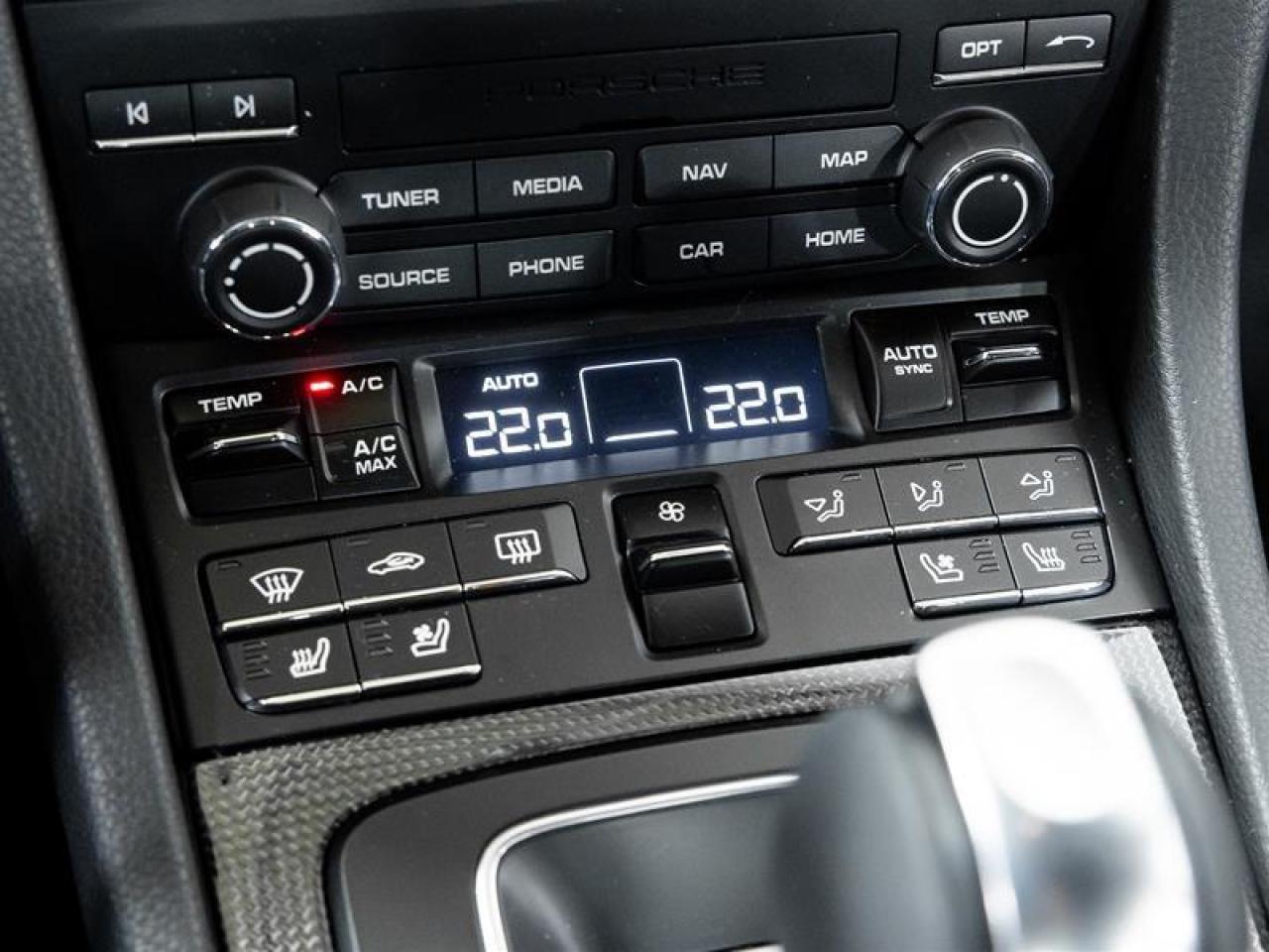 2025 Porsche 718 Cayman  Photo