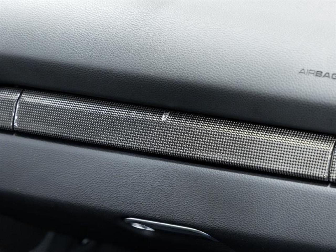 2025 Porsche 718 Cayman  Photo