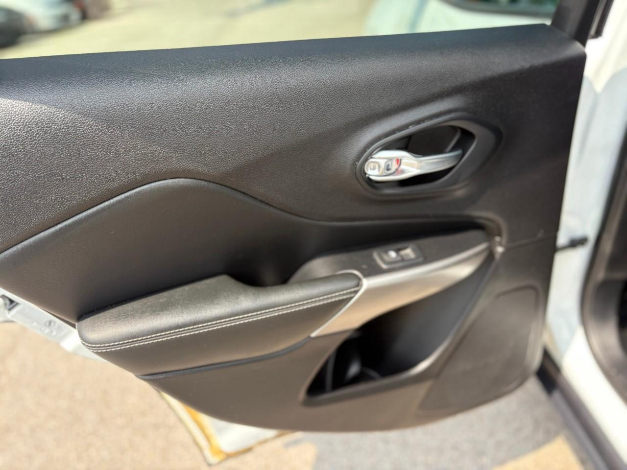 2021 Jeep Cherokee North 4dr 4x4 Photo