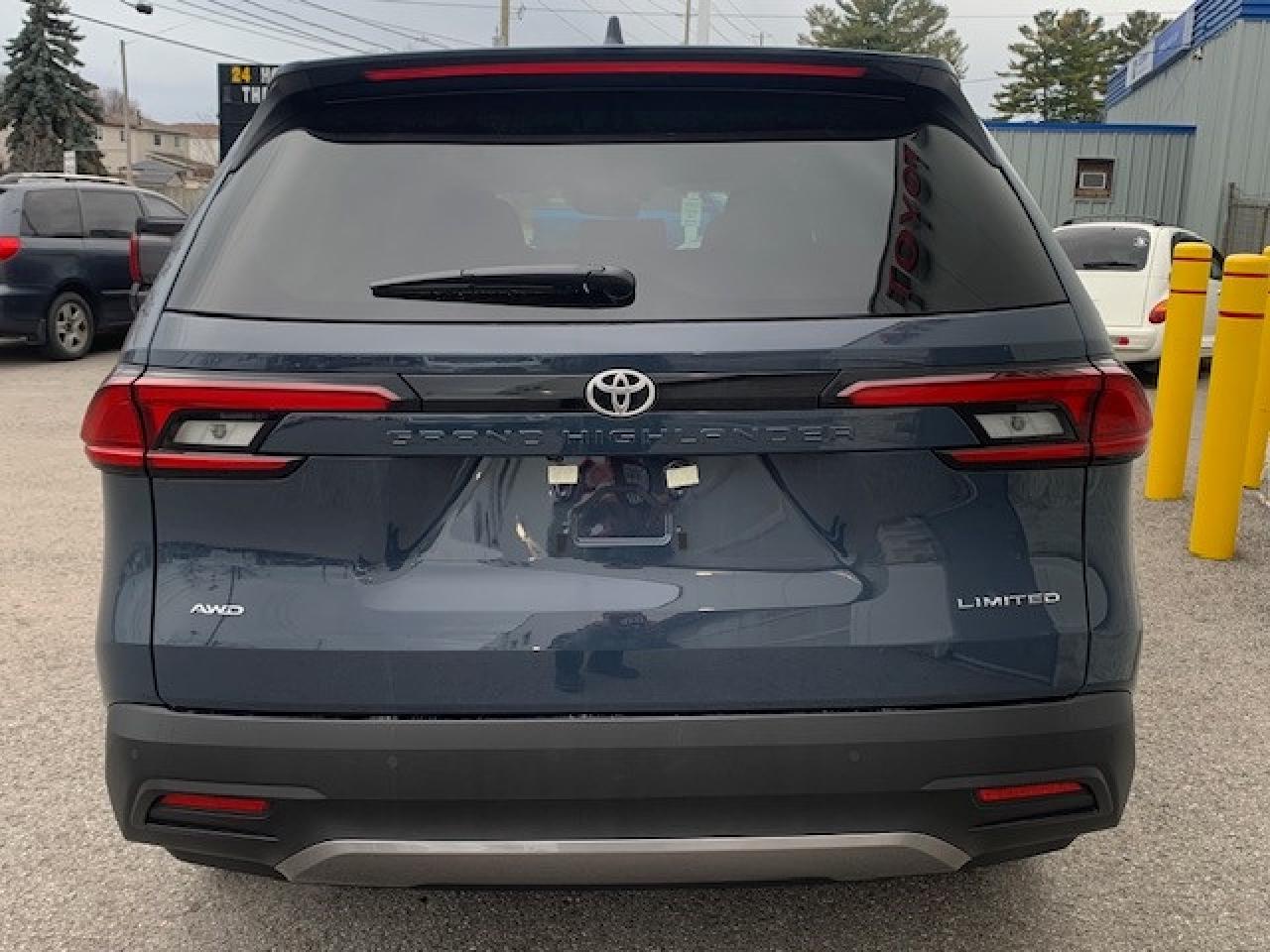 2026 Toyota Grand Highlander Limited 4dr All-Wheel Drive Photo