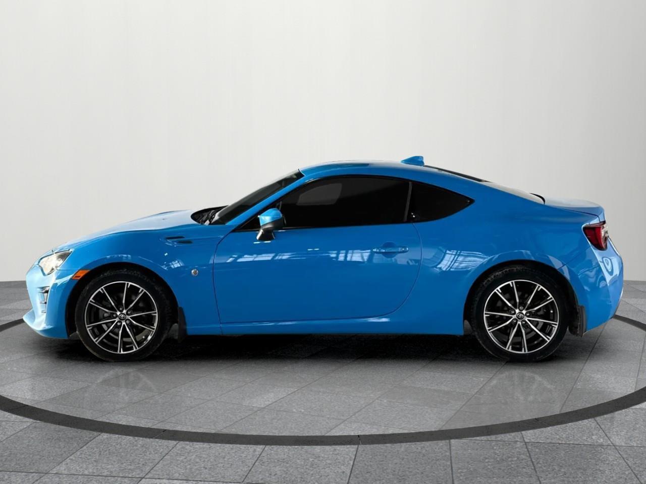 2020 Toyota 86 Base 2dr Coupe Photo2