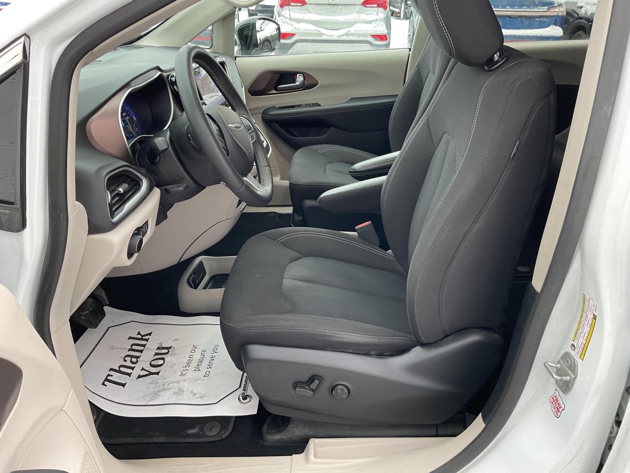 2024 Chrysler Grand Caravan SXT Front-Wheel Drive Passenger Van Photo