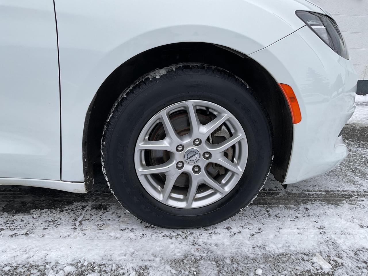 2024 Chrysler Grand Caravan SXT Front-Wheel Drive Passenger Van Photo