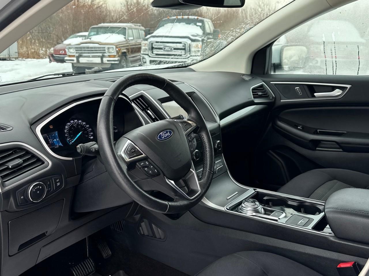 2020 Ford Edge SEL 4dr All-wheel Drive Photo