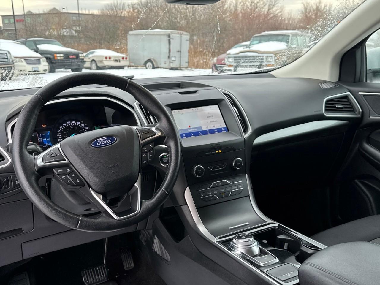 2020 Ford Edge SEL 4dr All-wheel Drive Photo