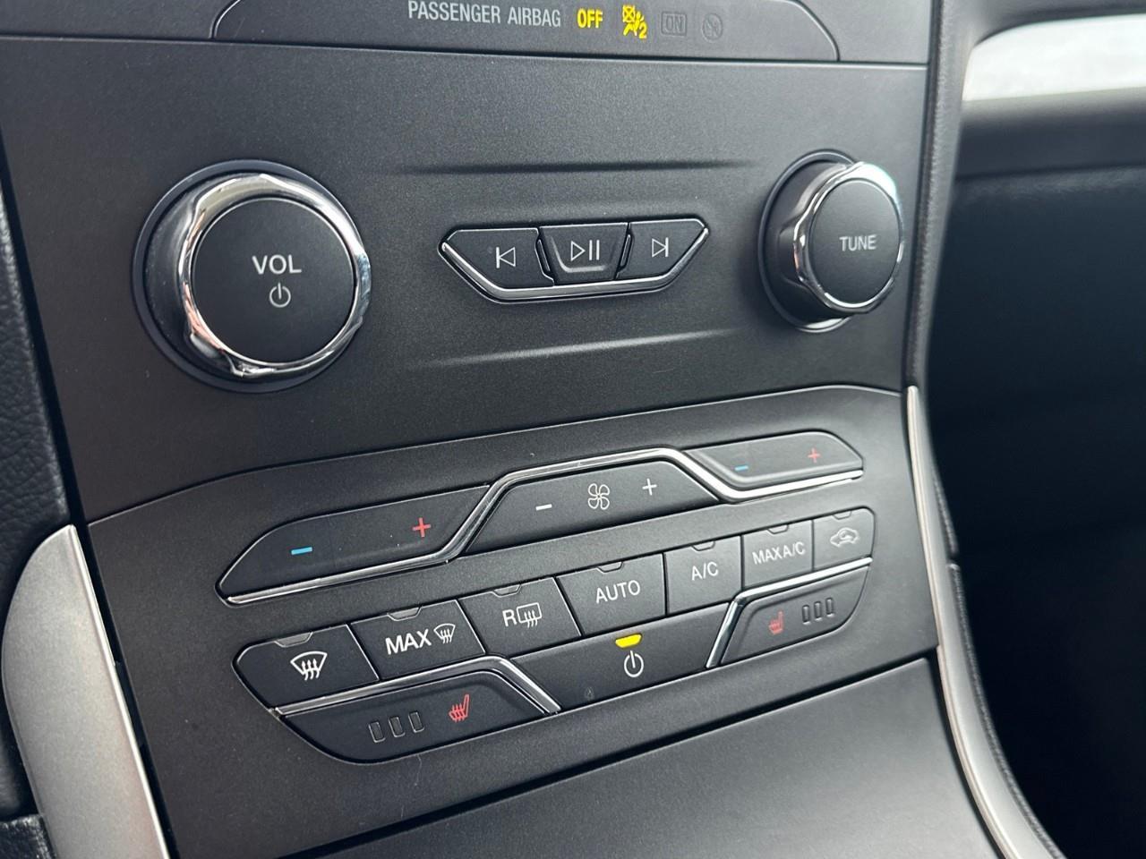 2020 Ford Edge SEL 4dr All-wheel Drive Photo