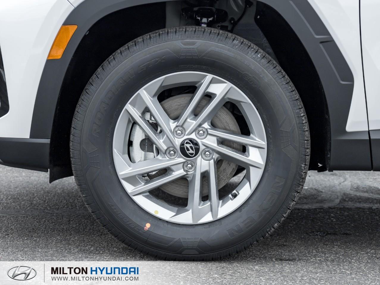 2026 Hyundai Tucson Preferred 4dr All-Wheel Drive Photo3