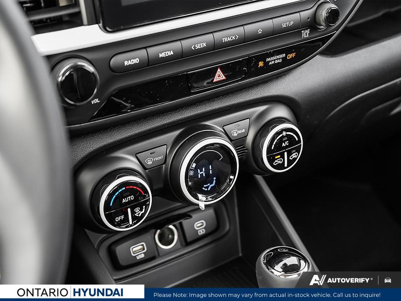 2025 Hyundai Venue Ultimate w/Black Interior 4dr Front-Wheel Drive Photo