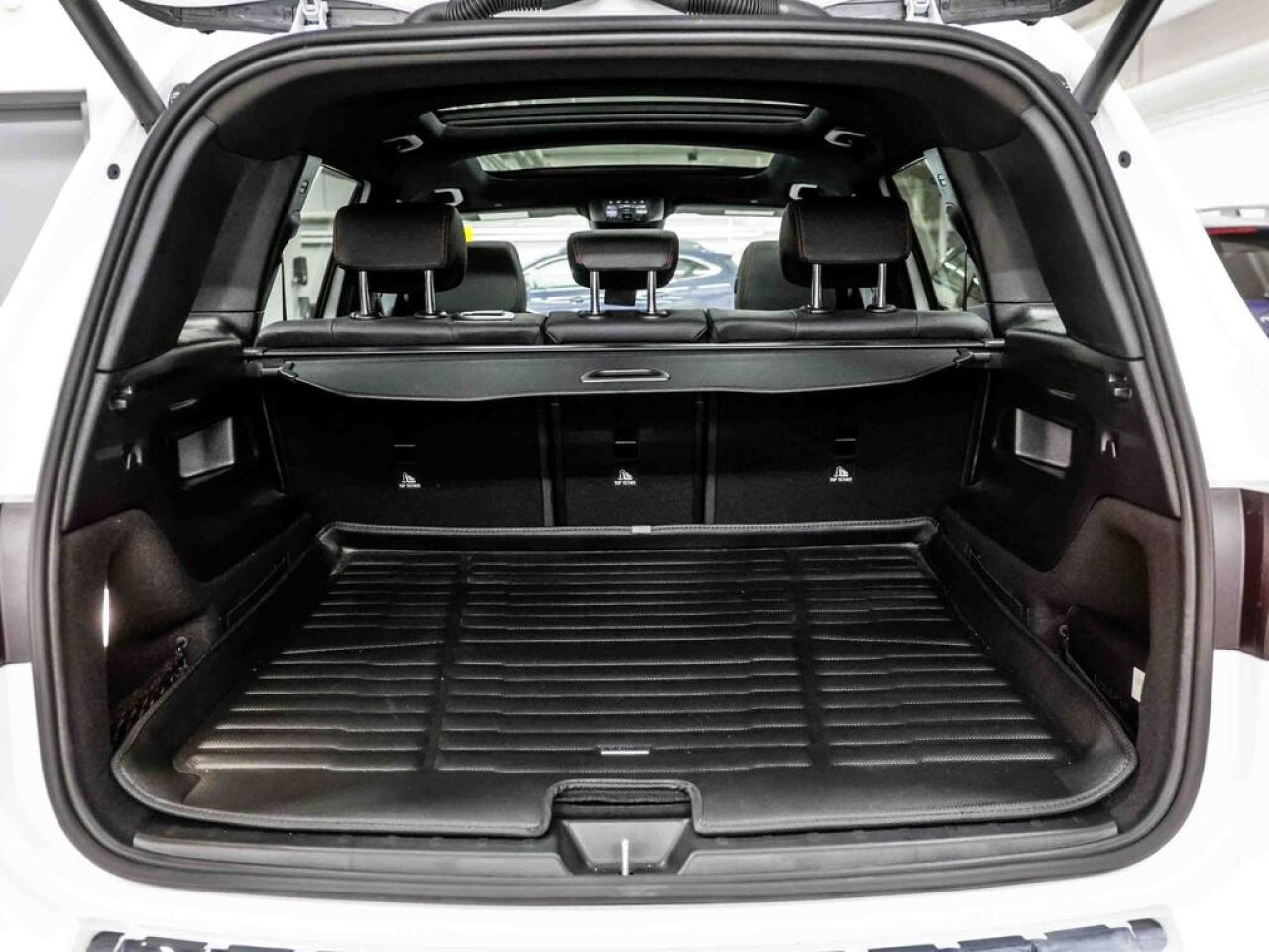 2025 Mercedes-Benz GLB250  Photo