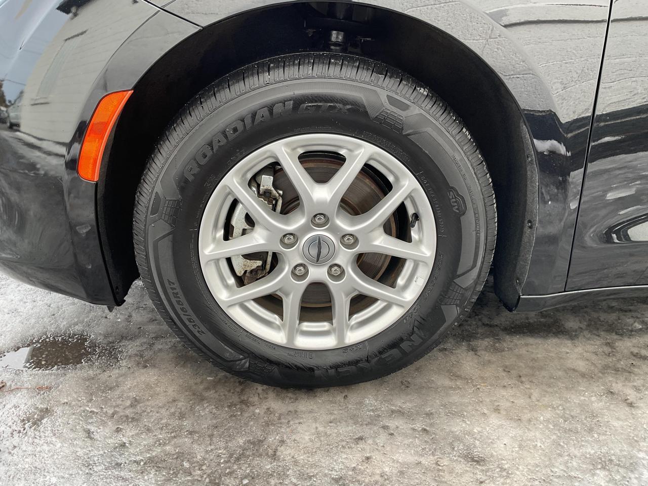 2024 Chrysler Grand Caravan SXT Front-Wheel Drive Passenger Van Photo