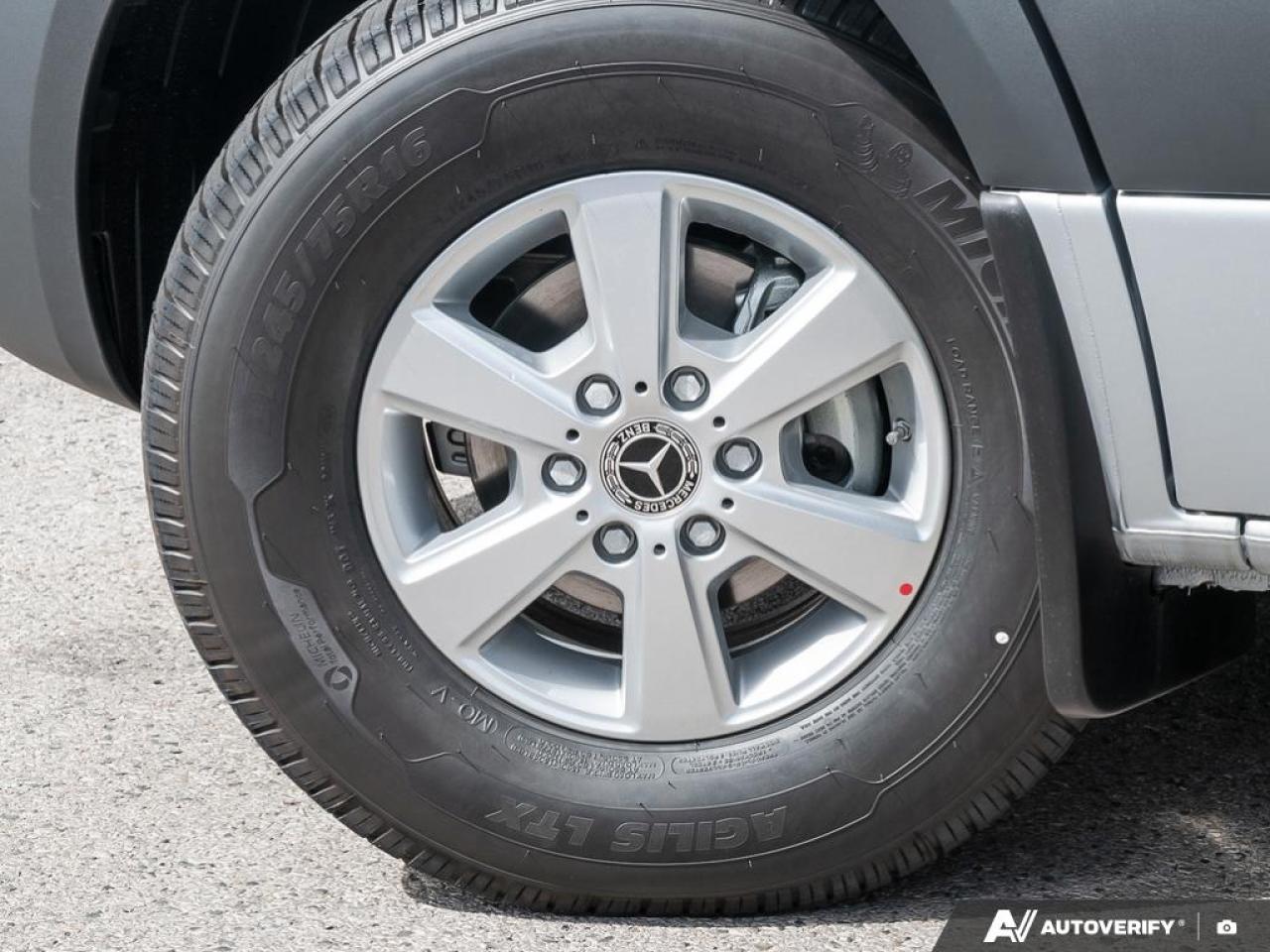 2025 Mercedes-Benz eSprinter 2500 Low Roof eSprinter 2500 Cargo Van 144 in. WB Rear-Wheel Drive Photo