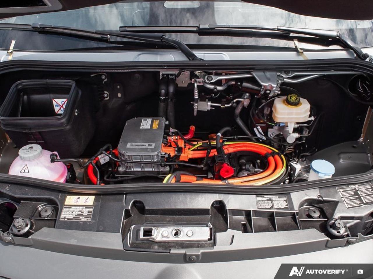 2025 Mercedes-Benz eSprinter 2500 Low Roof eSprinter 2500 Cargo Van 144 in. WB Rear-Wheel Drive Photo