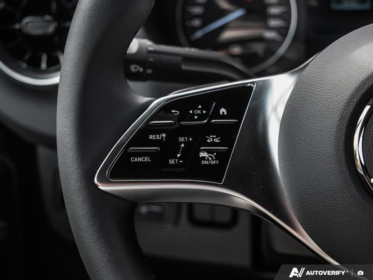 2025 Mercedes-Benz eSprinter 2500 Low Roof eSprinter 2500 Cargo Van 144 in. WB Rear-Wheel Drive Photo