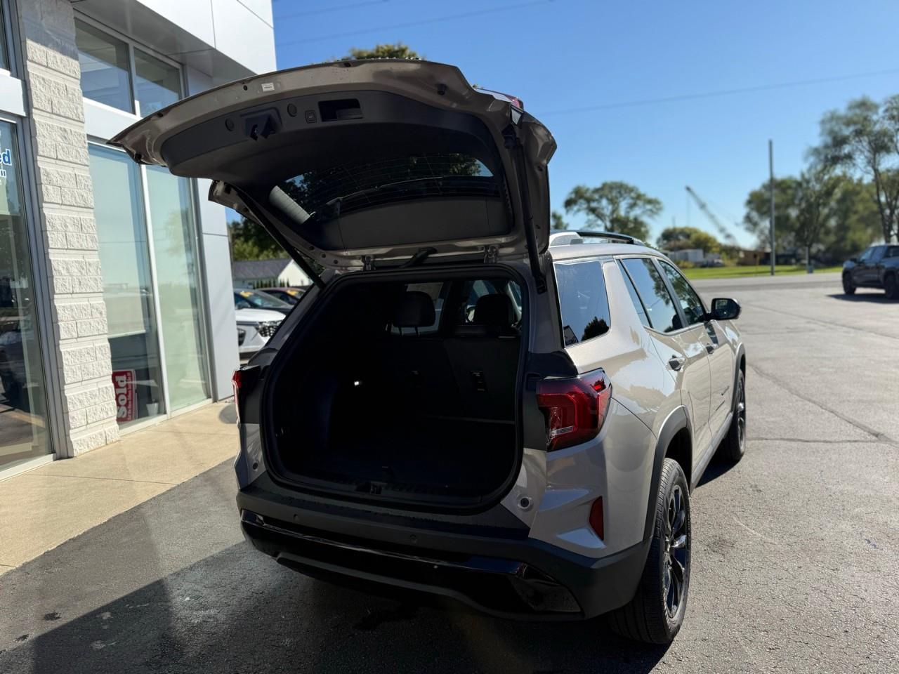 2026 GMC Terrain Elevation 4dr Front-Wheel Drive Photo