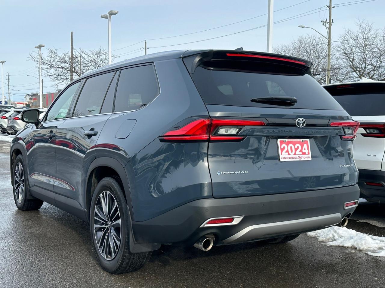 2024 Toyota Grand Highlander Hybrid Platinum 4dr All-Wheel Drive Photo