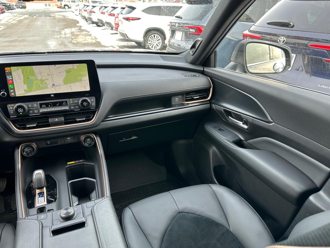 2024 Toyota Grand Highlander Hybrid Platinum 4dr All-Wheel Drive Photo