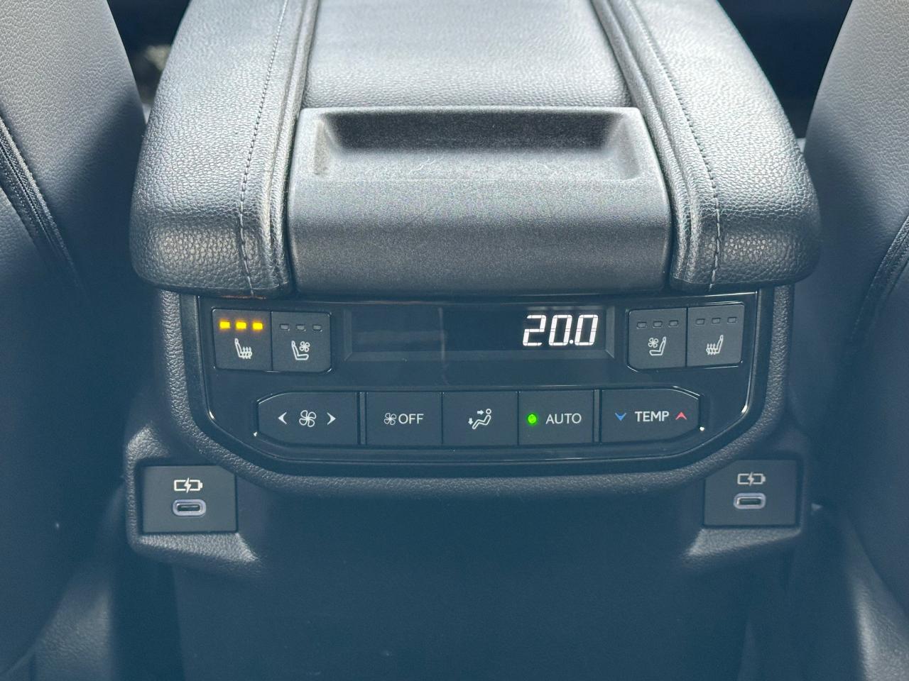 2024 Toyota Grand Highlander Hybrid Platinum 4dr All-Wheel Drive Photo