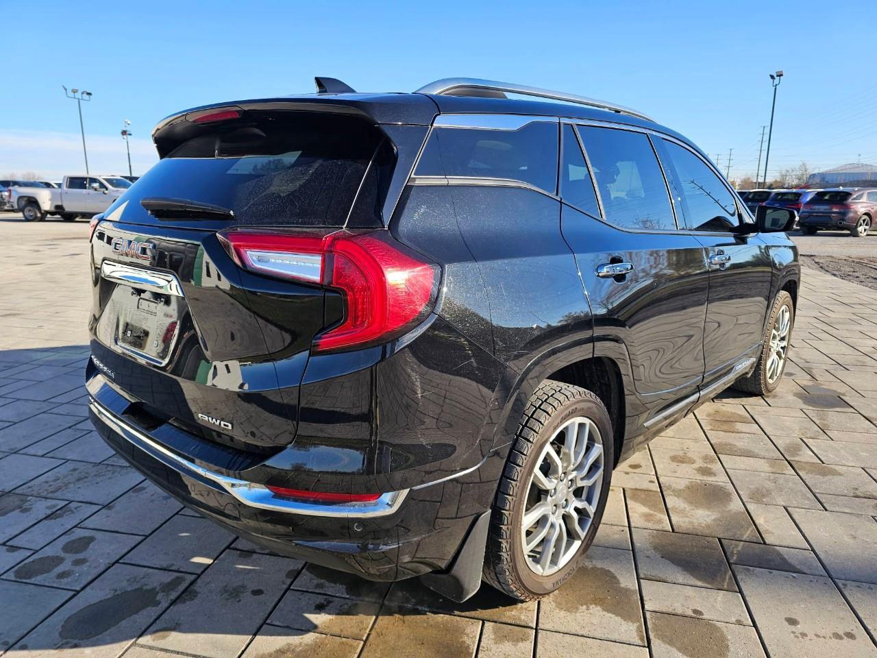 2022 GMC Terrain Denali All-Wheel Drive Photo4