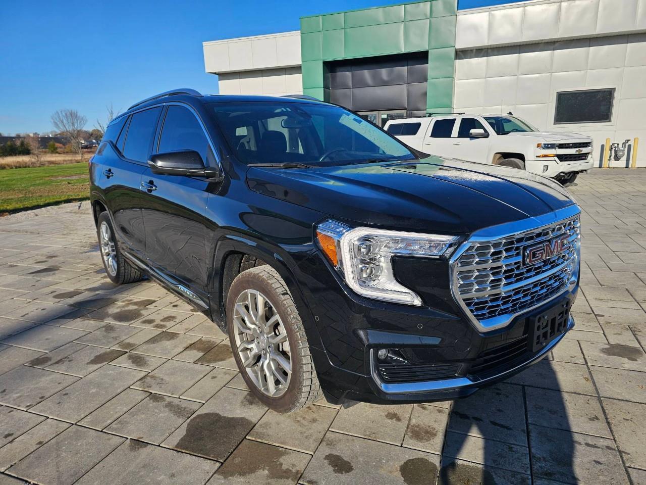 2022 GMC Terrain Denali All-Wheel Drive Photo2