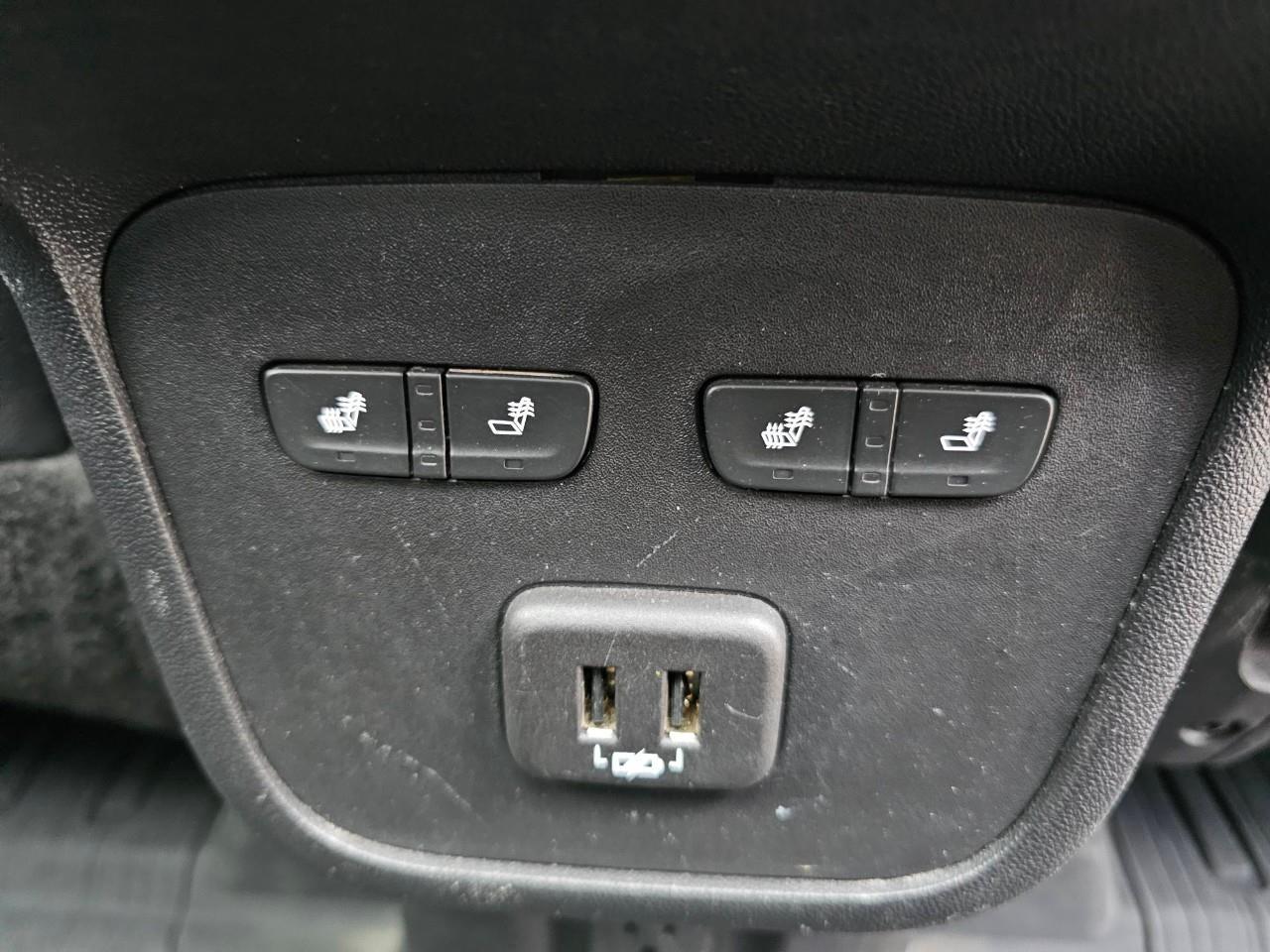 2022 GMC Terrain Denali All-Wheel Drive Photo