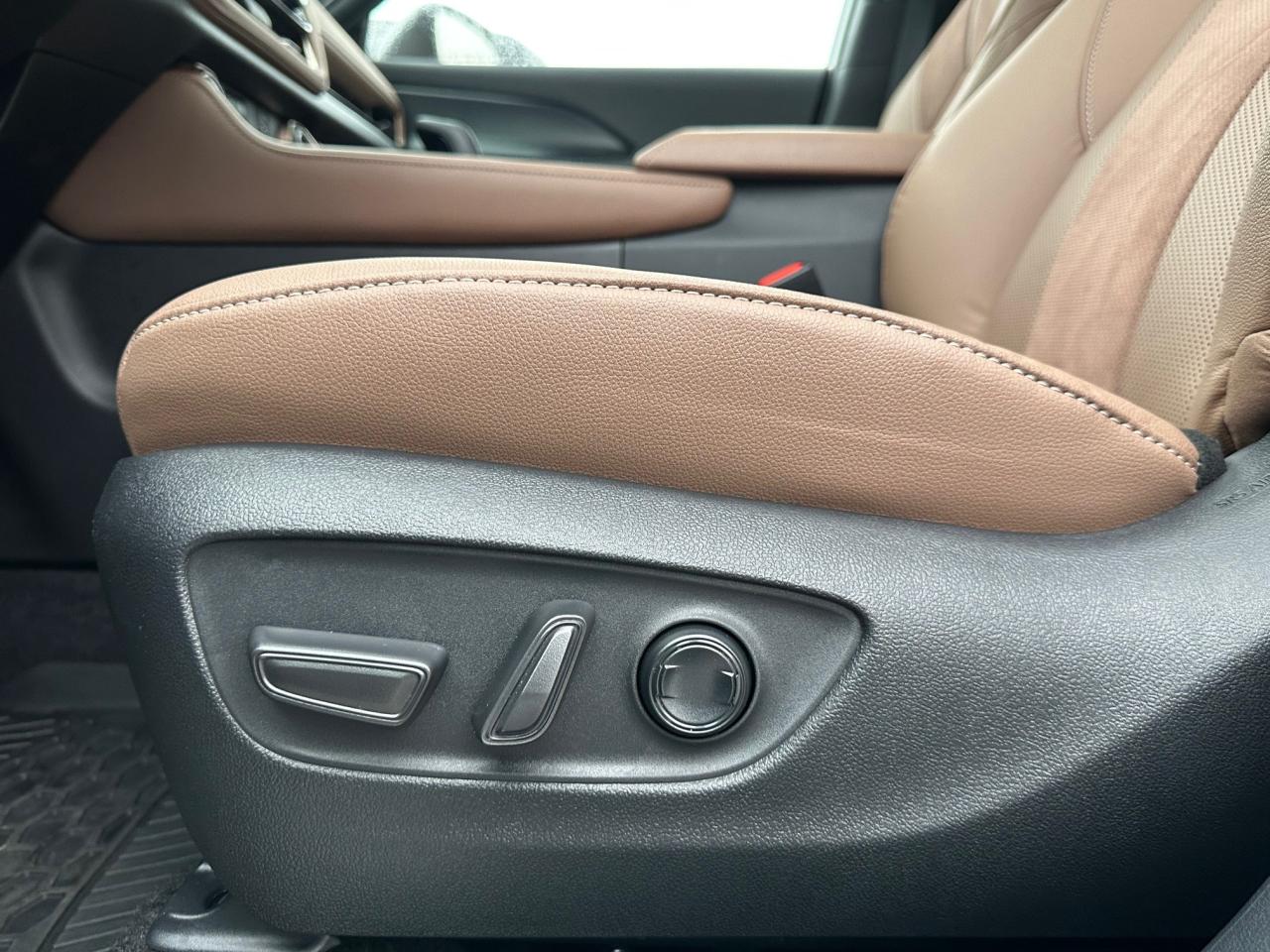 2025 Toyota Grand Highlander Hybrid Platinum MAX 4dr All-Wheel Drive Photo