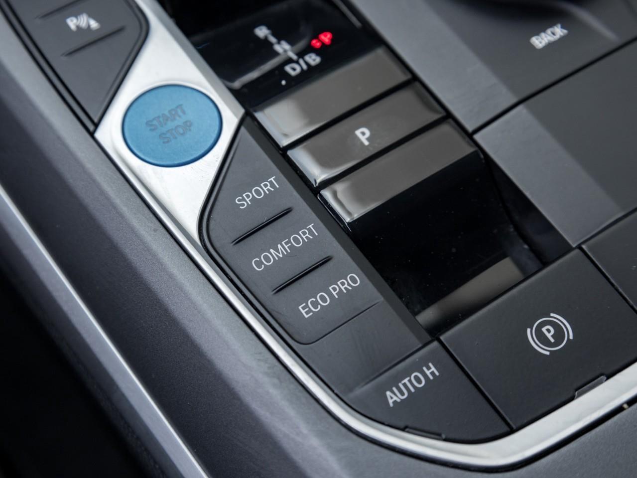 2025 BMW i4 xDrive40 4dr All-Wheel Drive Gran Coupe Photo