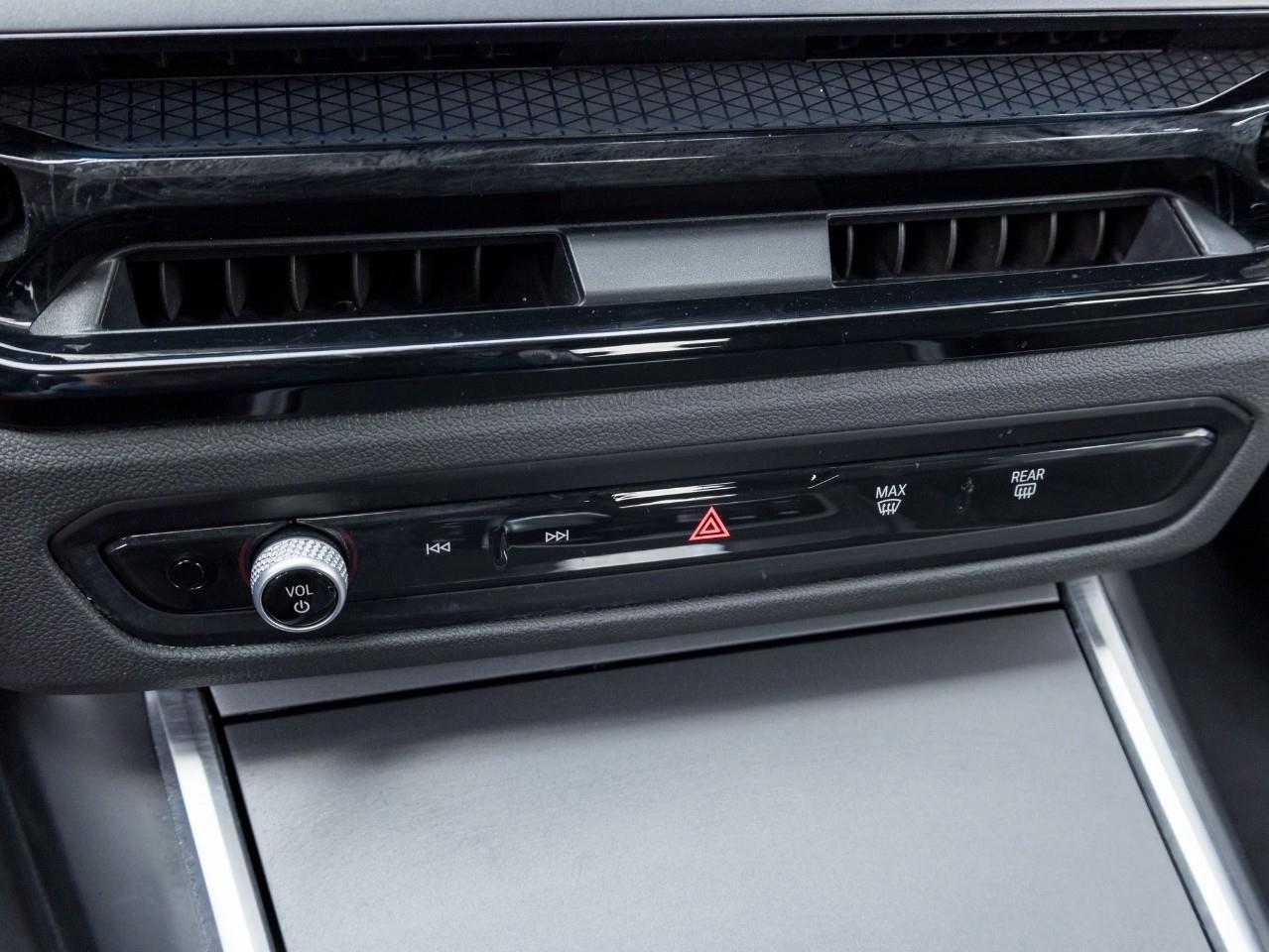 2025 BMW i4 xDrive40 4dr All-Wheel Drive Gran Coupe Photo