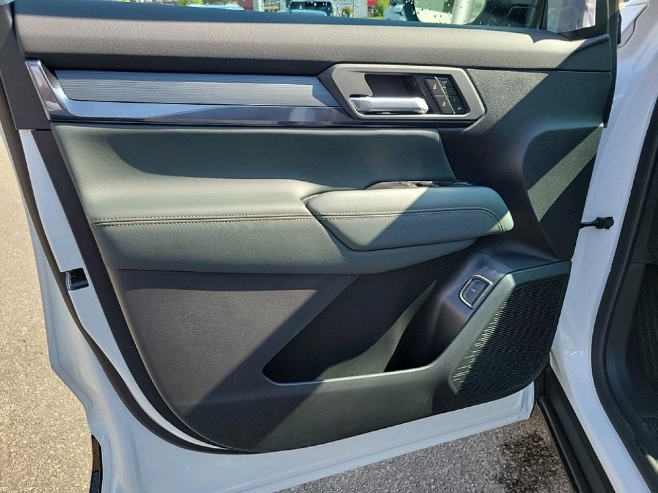 2026 GMC Terrain AT4 4dr All-Wheel Drive Photo