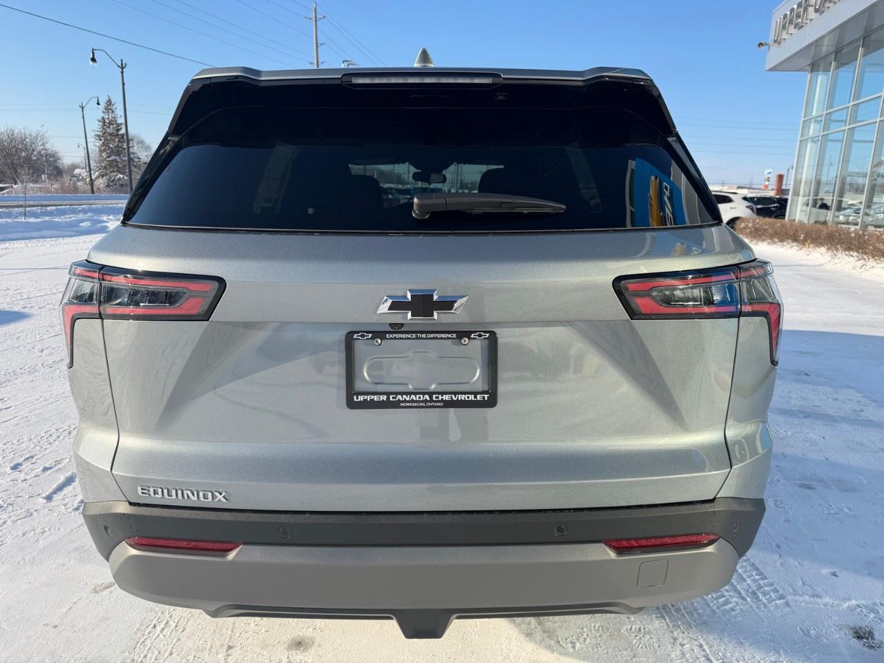 2026 Chevrolet Equinox FWD LT Photo4