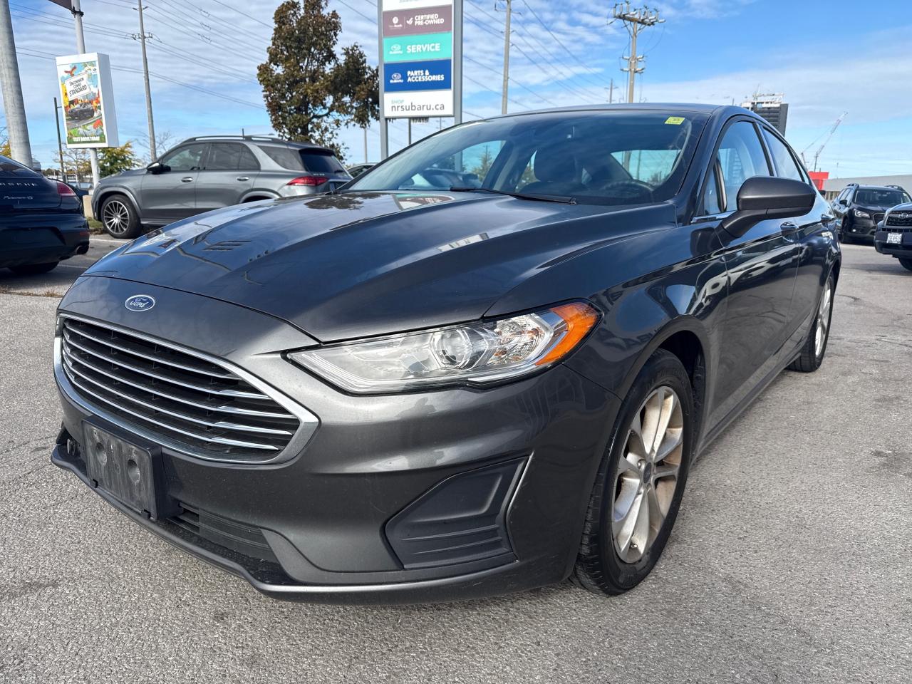 2019 Ford Fusion SE 4dr Front-wheel Drive Sedan Photo2