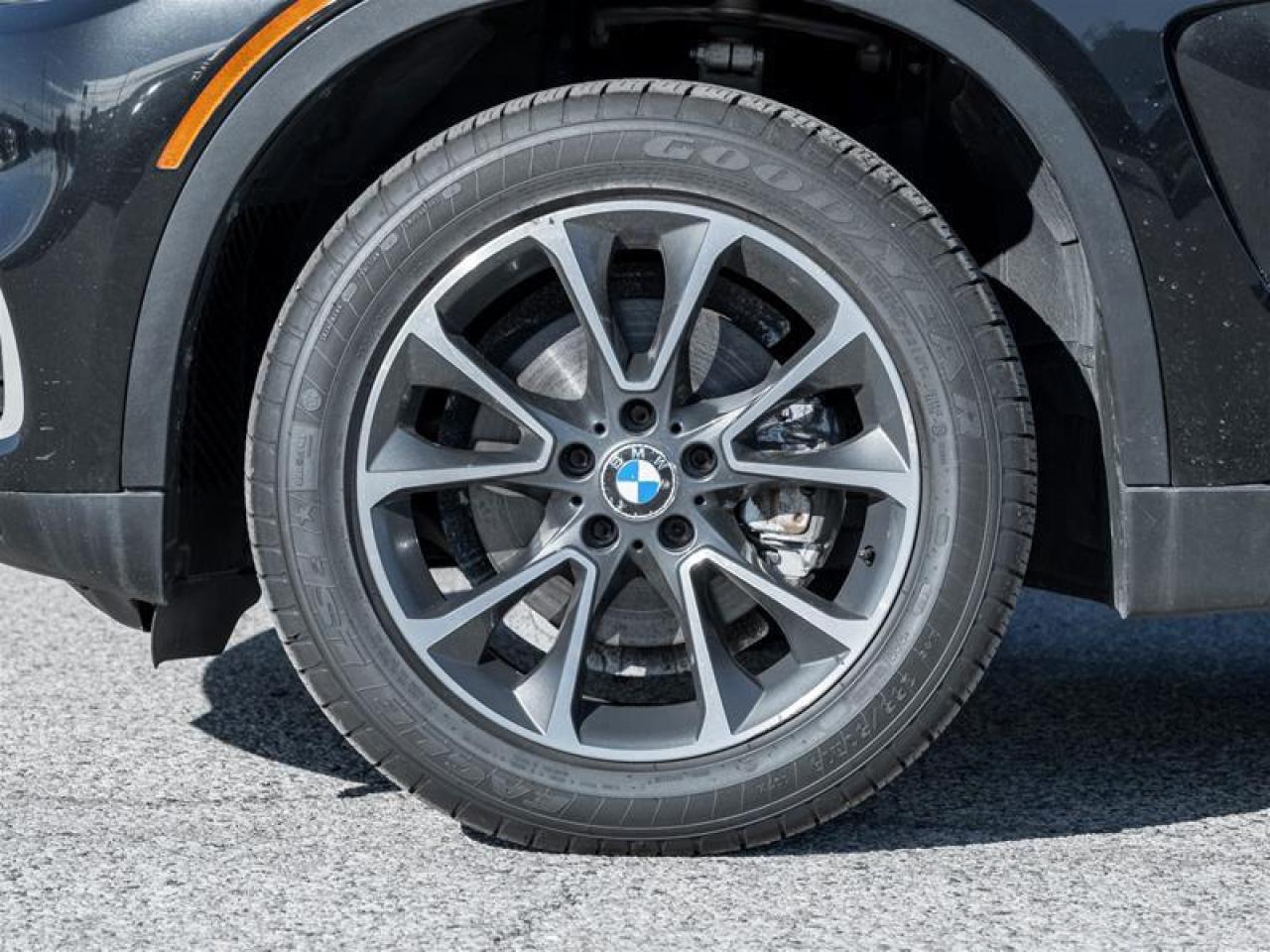 2015 BMW X5 xDrive35i 4dr All-Wheel Drive Sports Activity Vehicle Photo4