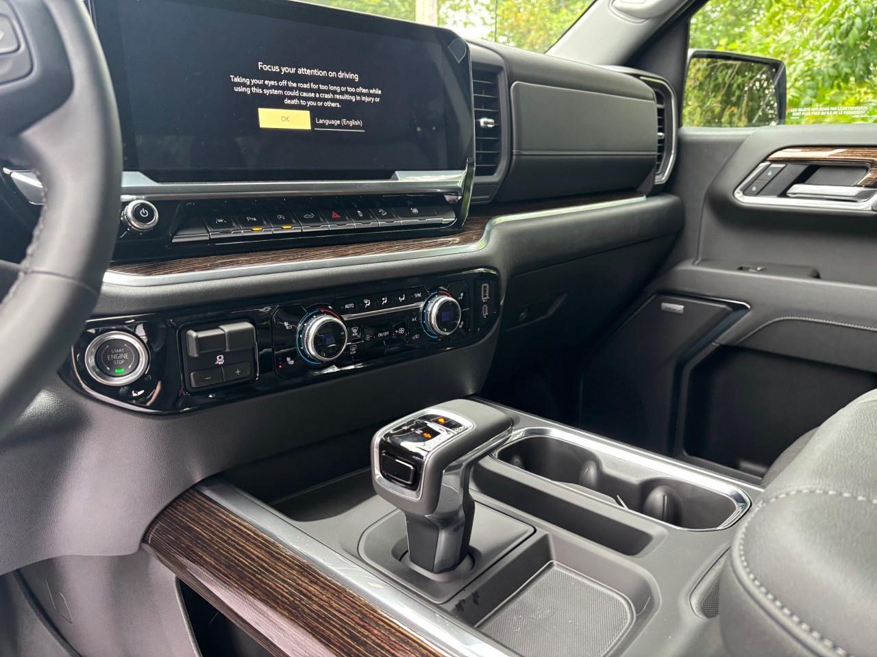 2026 GMC Sierra 1500 Crew Cab Short Box 4-Wheel Drive Elevation Photo