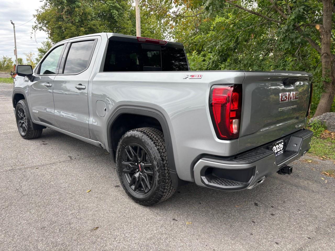 2026 GMC Sierra 1500 Crew Cab Short Box 4-Wheel Drive Elevation Photo