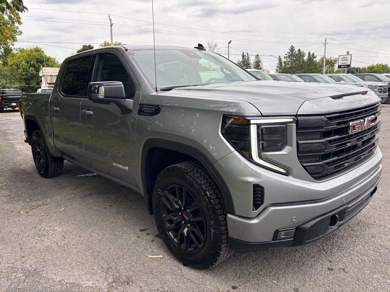 2026 GMC Sierra 1500 Crew Cab Short Box 4-Wheel Drive Elevation Photo