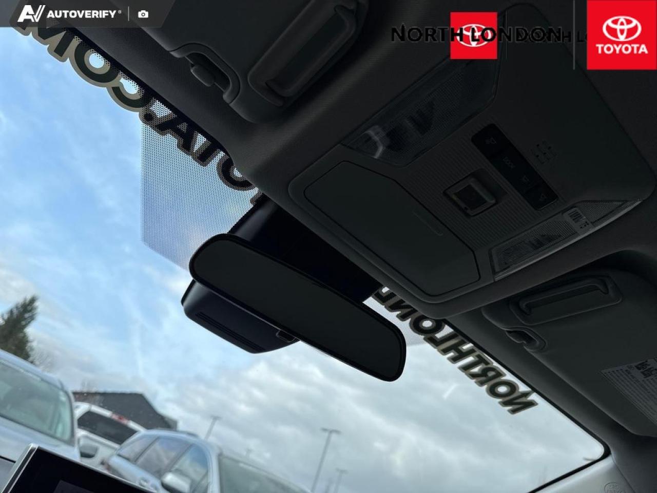 2023 Toyota RAV4 LE 4dr All-wheel Drive Photo