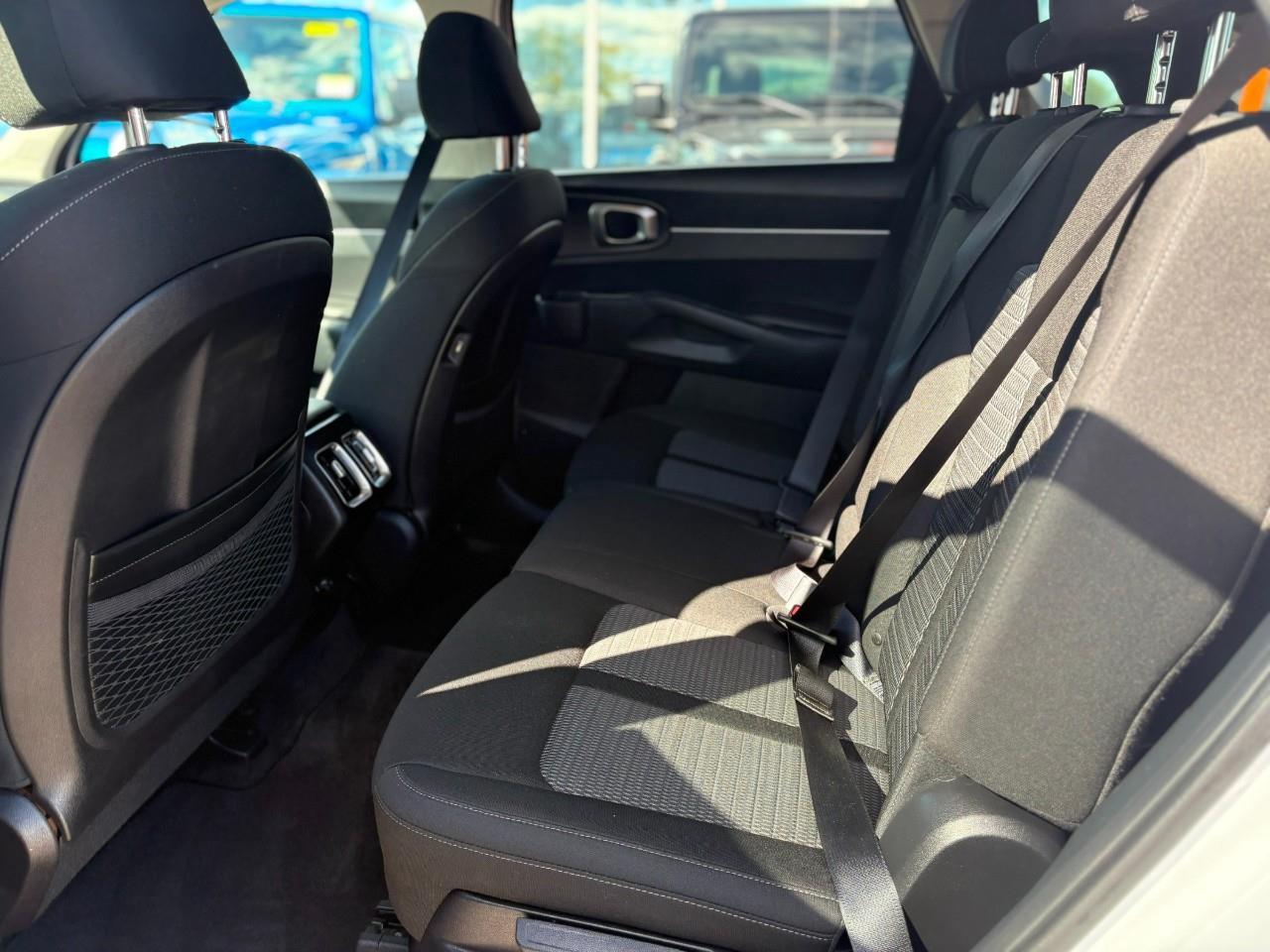 2022 Kia Sorento 2.5L LX+ 4dr All-Wheel Drive Photo