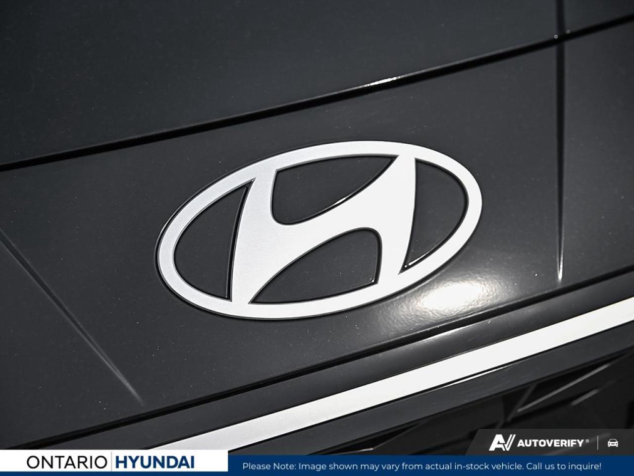 2025 Hyundai Elantra Luxury w/Two-Tone Interior 4dr Sedan Photo