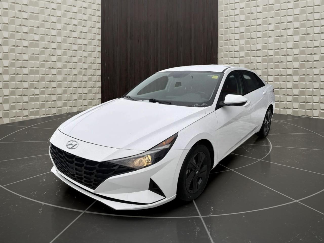 2022 Hyundai Elantra PREFERRED 4DR SEDAN Photo