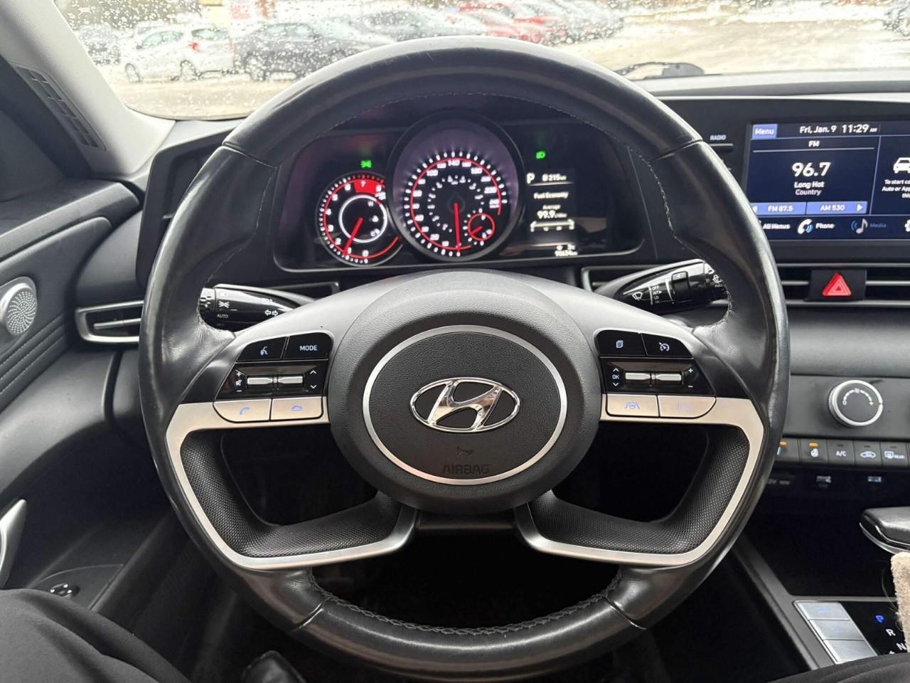 2022 Hyundai Elantra PREFERRED 4DR SEDAN Photo