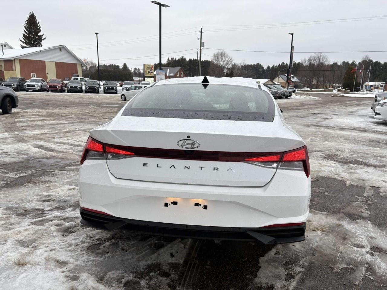 2022 Hyundai Elantra PREFERRED 4DR SEDAN Photo
