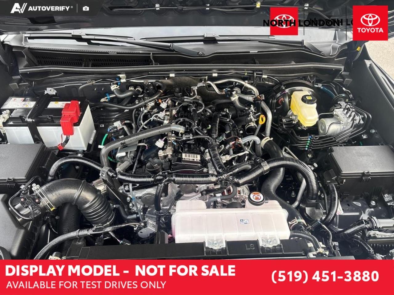 2025 Toyota 4Runner Base 4dr 4x4 Photo