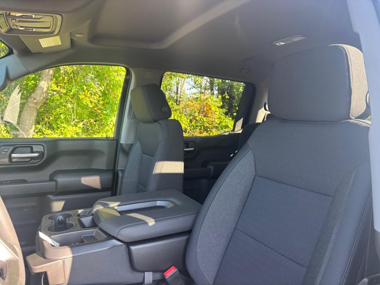 2026 Chevrolet Silverado 1500 Crew Cab Standard Box 4-Wheel Drive Custom Trail Boss Photo4