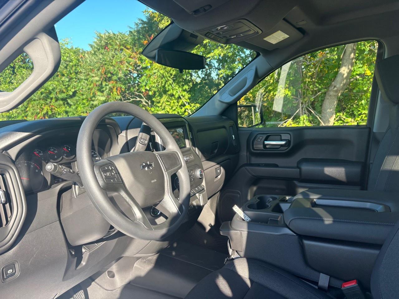 2026 Chevrolet Silverado 1500 Crew Cab Standard Box 4-Wheel Drive Custom Trail Boss Photo